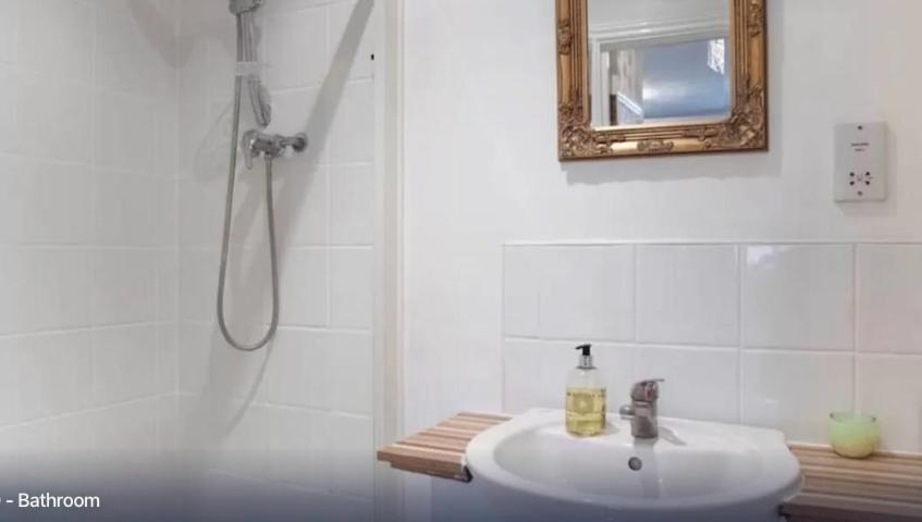 Lynbrook Guest House ロンドン エクステリア 写真